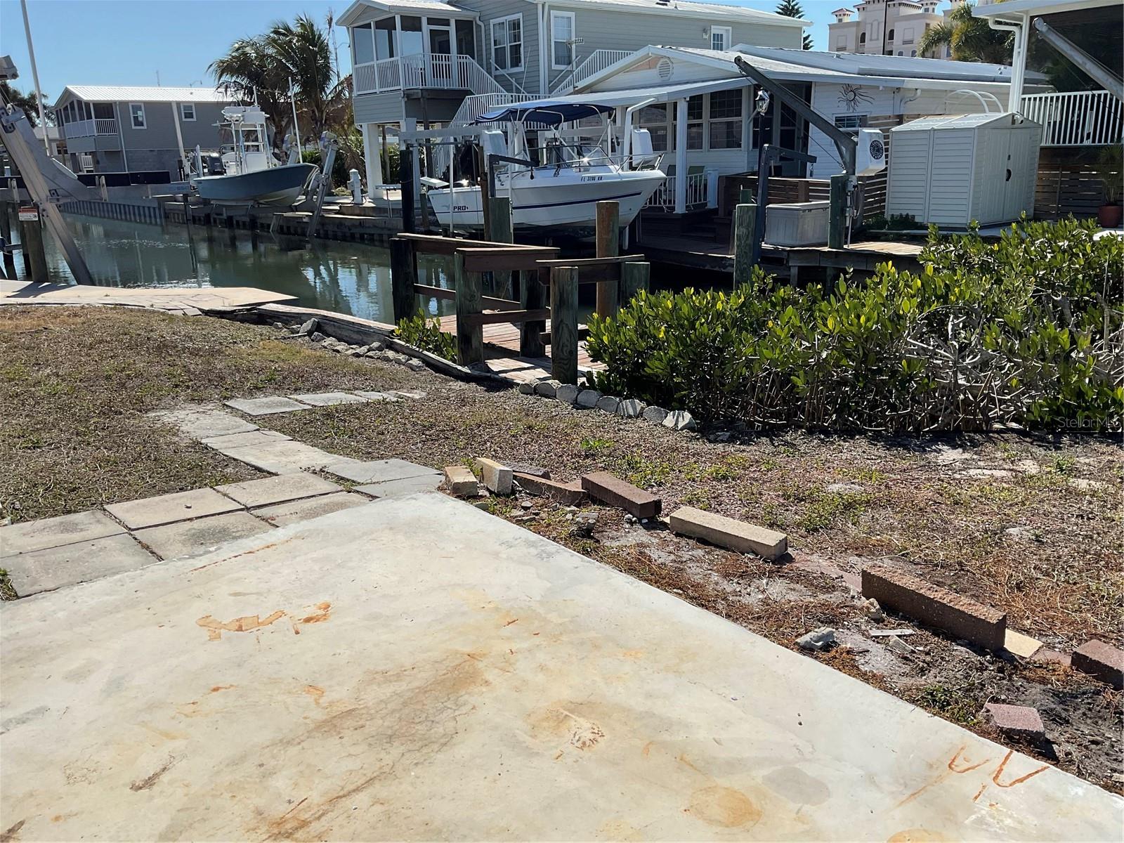 VENICE BAY ADULT PARK - Land