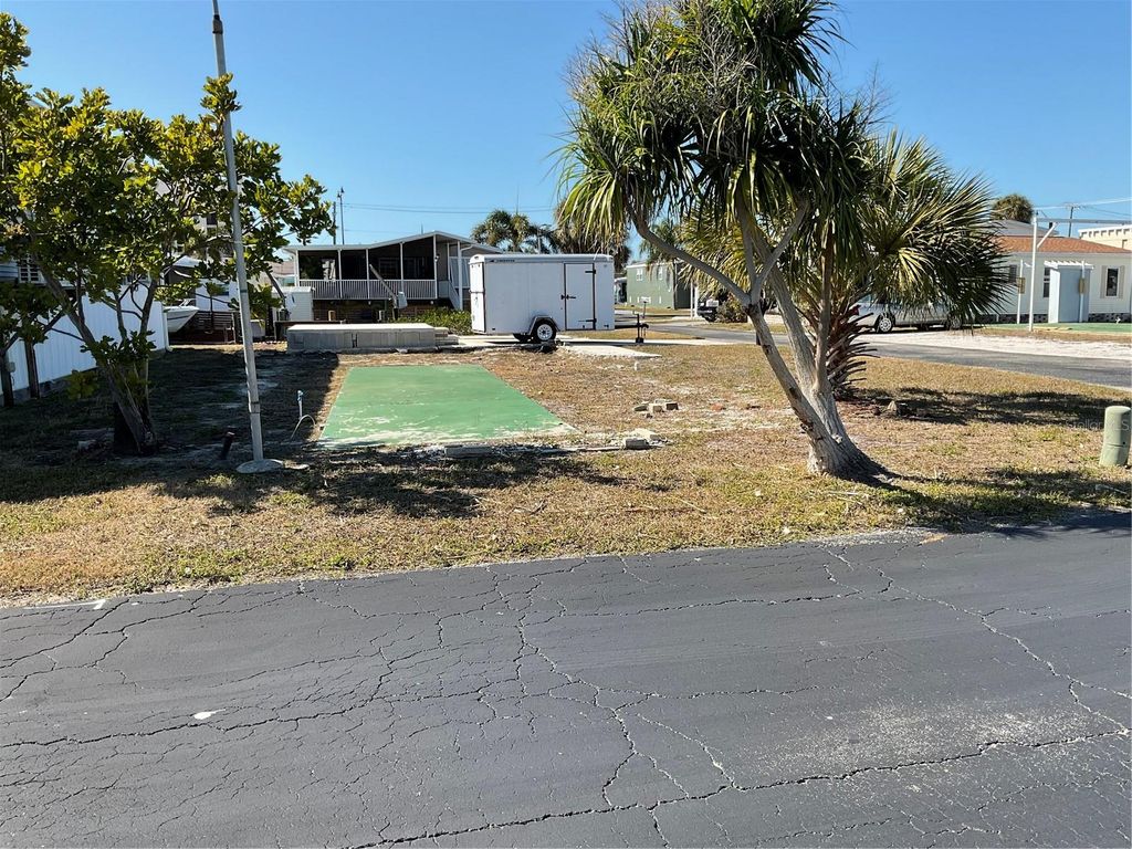 Photo of 165 Morning Star Road, Venice, FL 34285 (MLS # N6142890)
