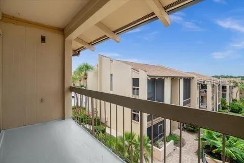 SANDY COVE - Residential