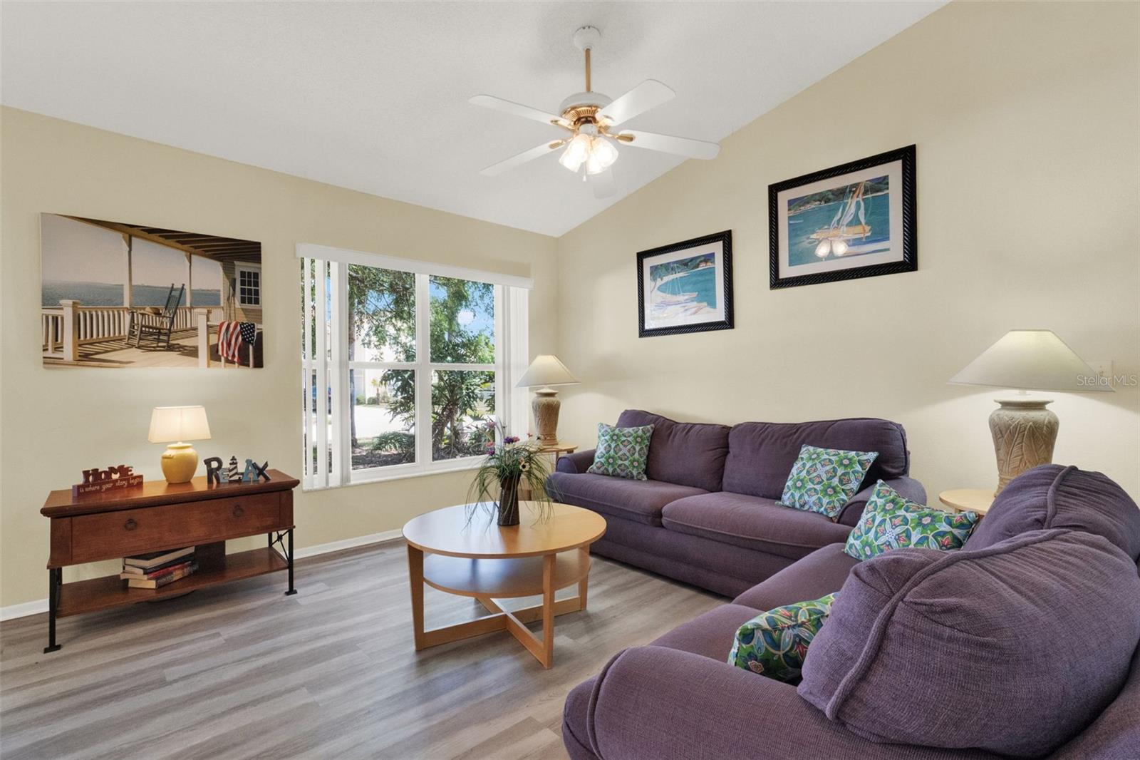 550 CASTLEMAIN CIRCLE