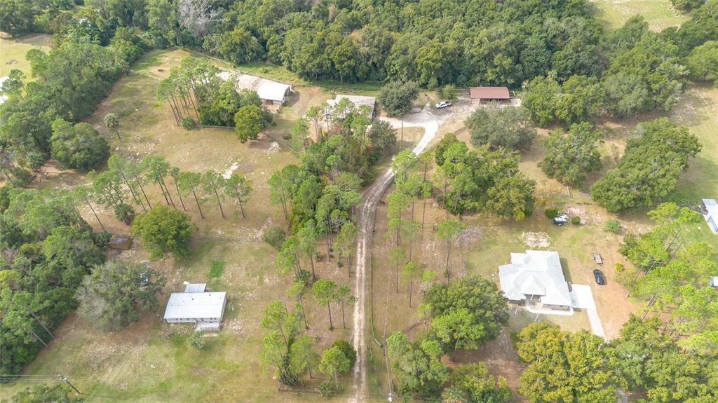 Photo of 6160 Allen Street, Mount Dora, FL 32757 (MLS # O6362697)