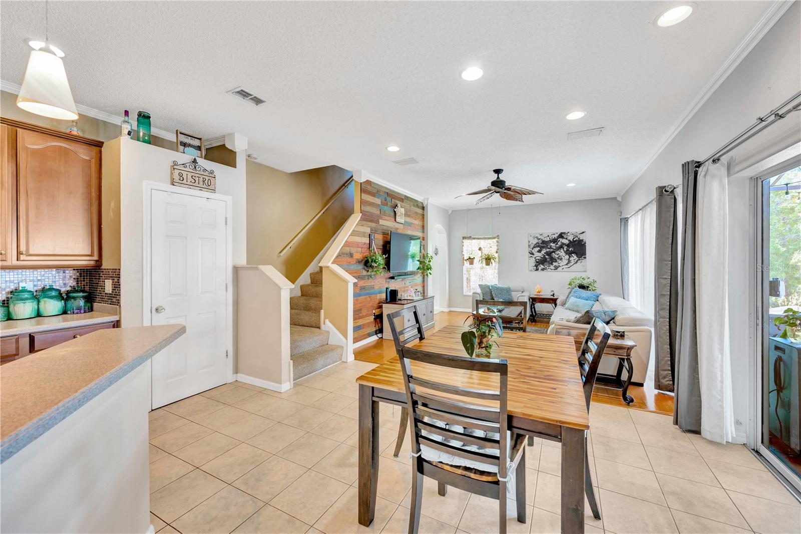 2321 WOOD POINTE DRIVE