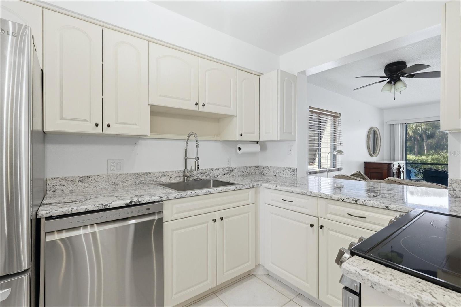 LONGWATER CHASE / THE MEADOWS - Residential