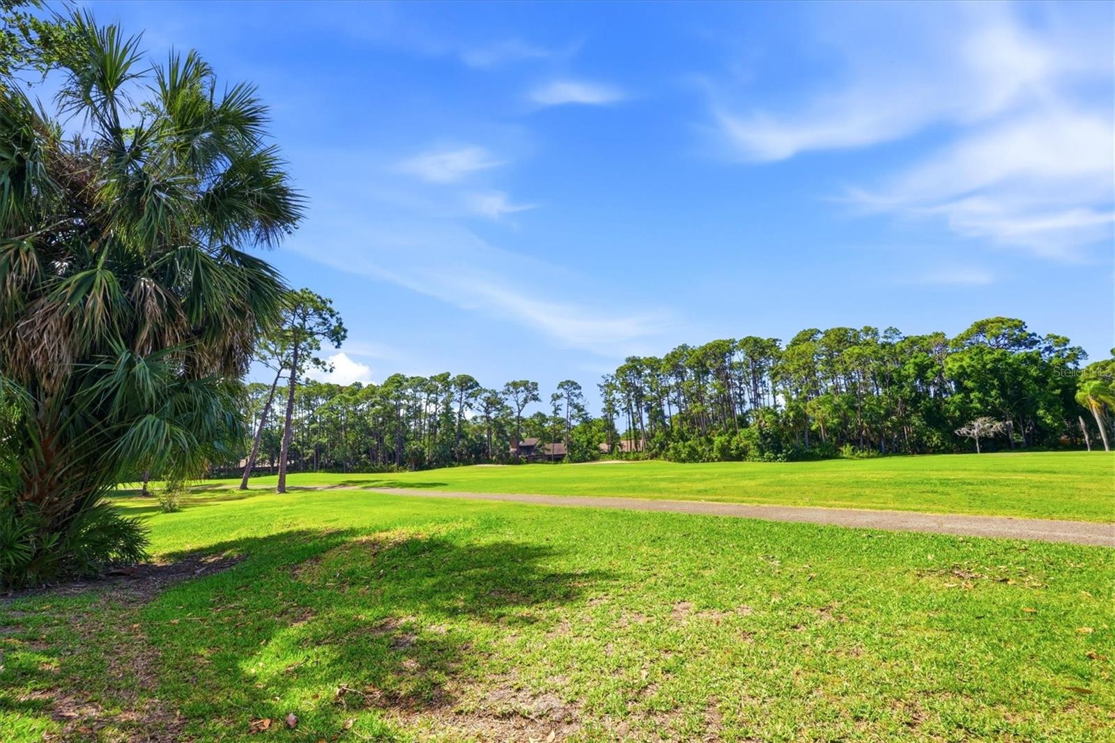 LONGWATER CHASE / THE MEADOWS - Residential