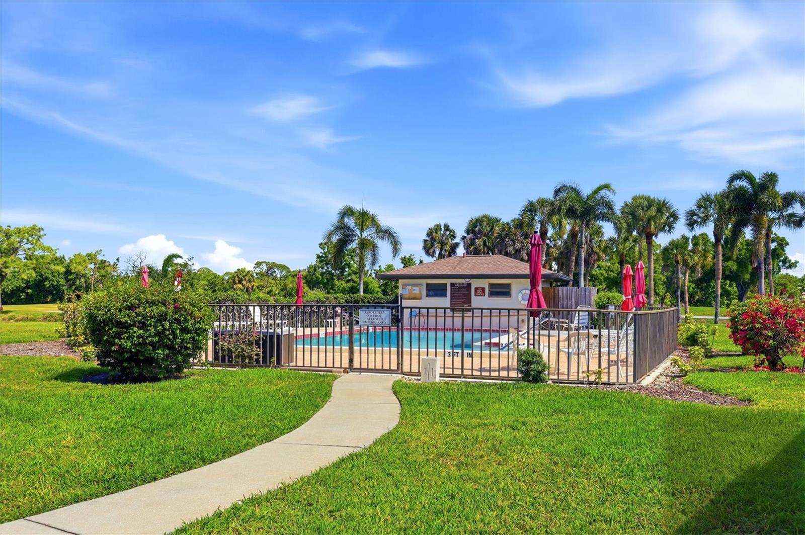 LONGWATER CHASE / THE MEADOWS - Residential