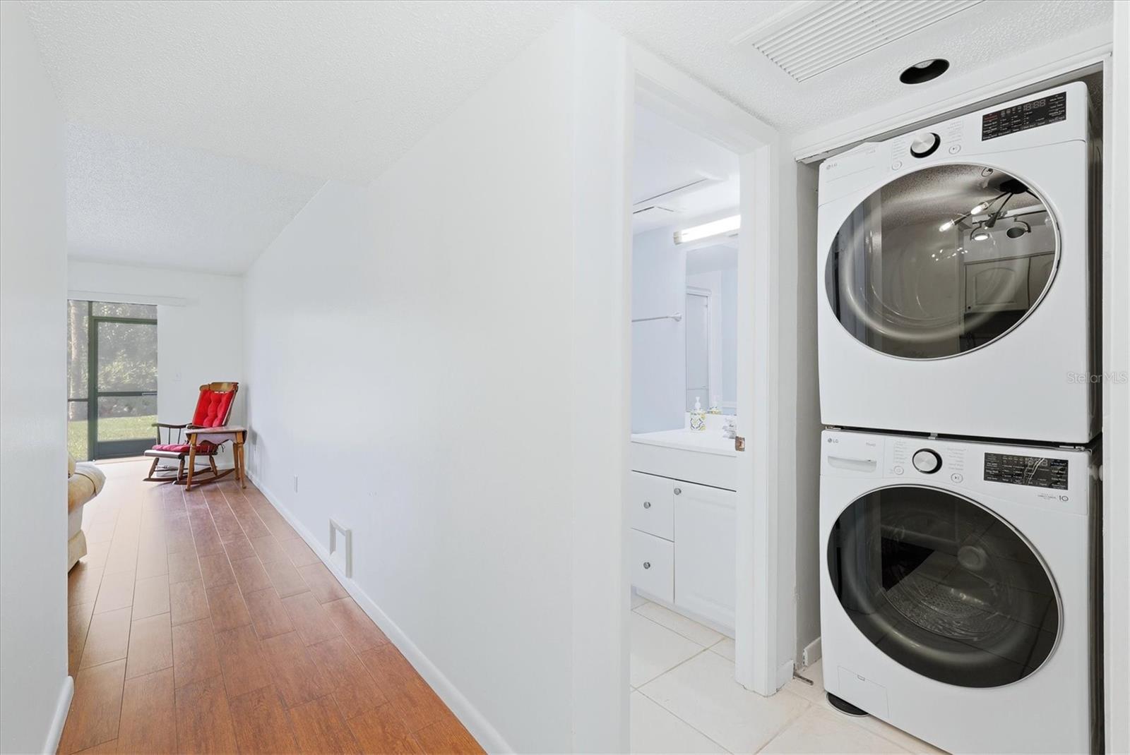 LONGWATER CHASE / THE MEADOWS - Residential