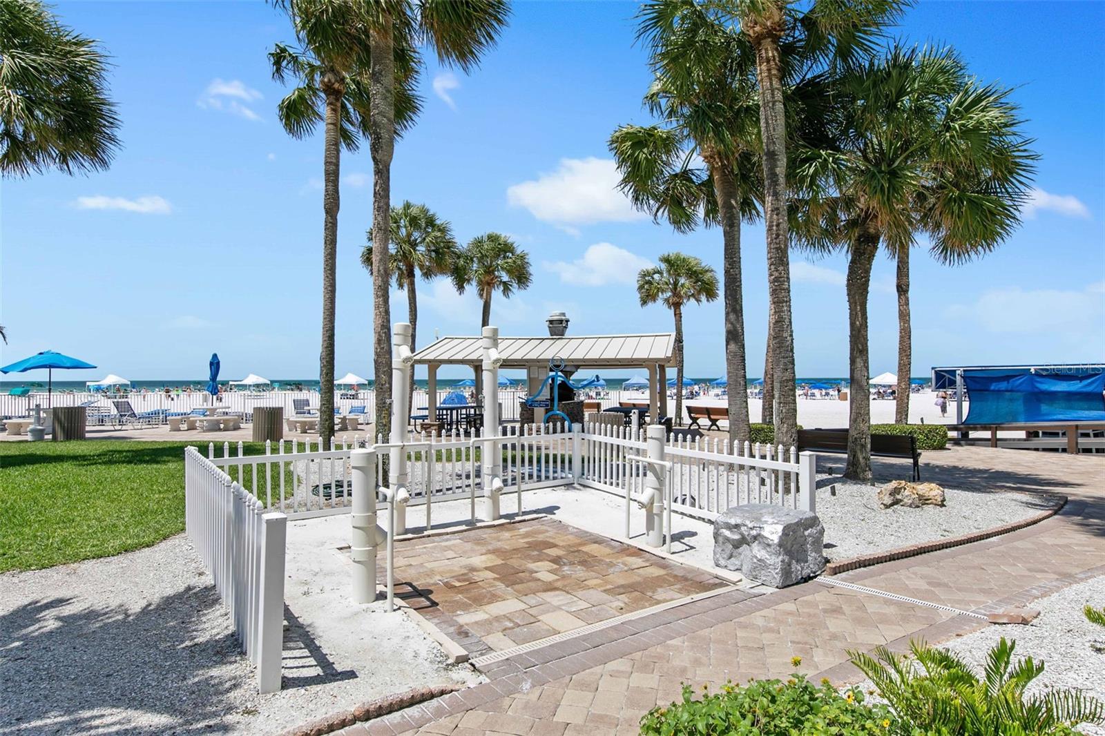 SARASOTA SURF & RACQUET - Residential