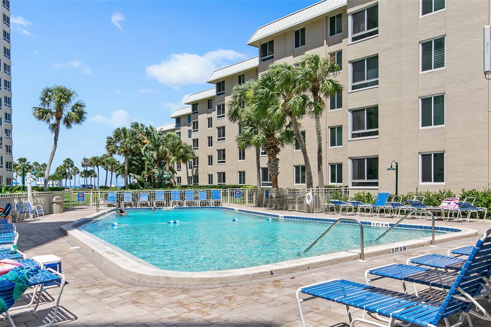 SARASOTA SURF & RACQUET - Residential