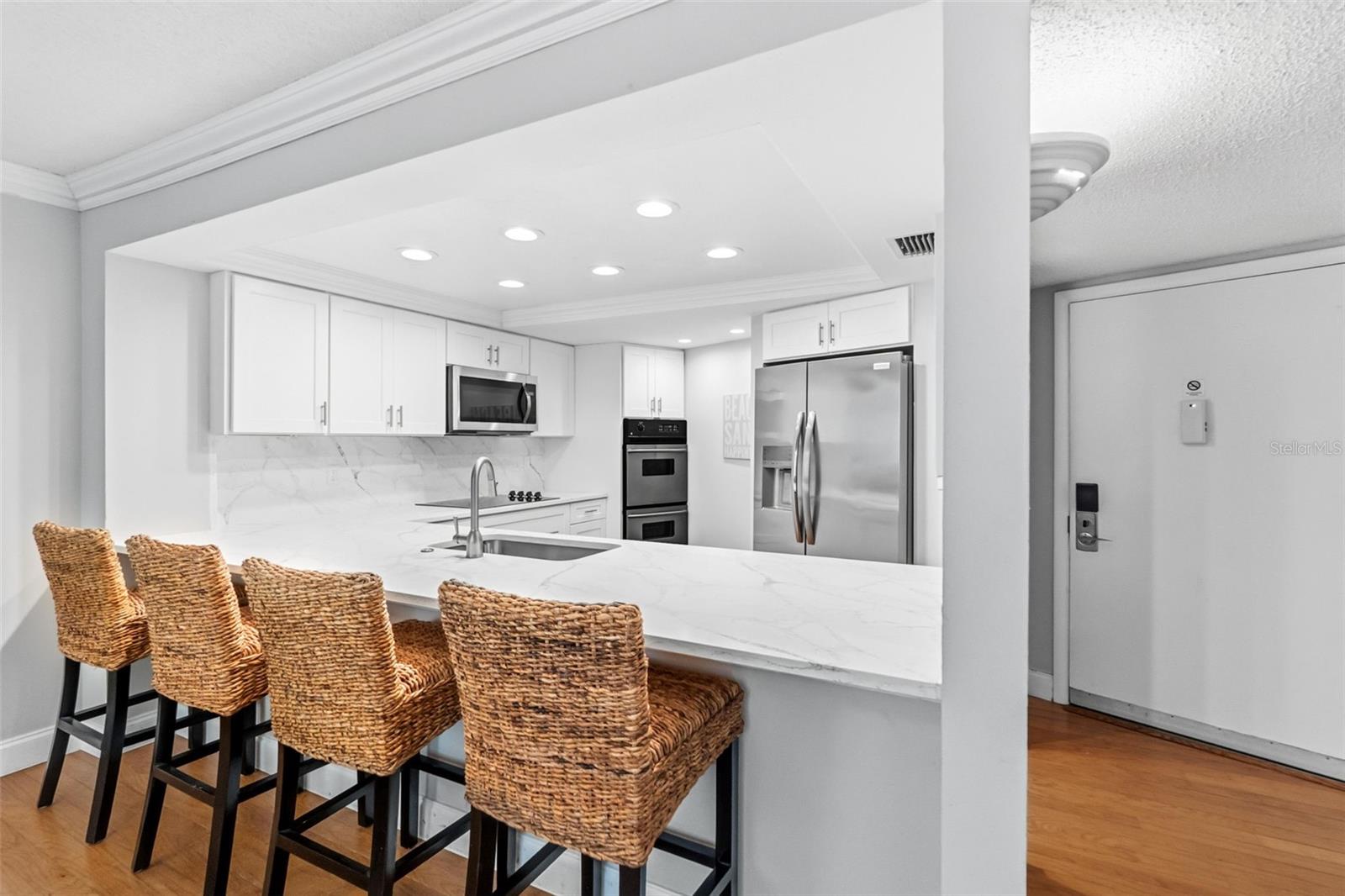 SARASOTA SURF & RACQUET - Residential