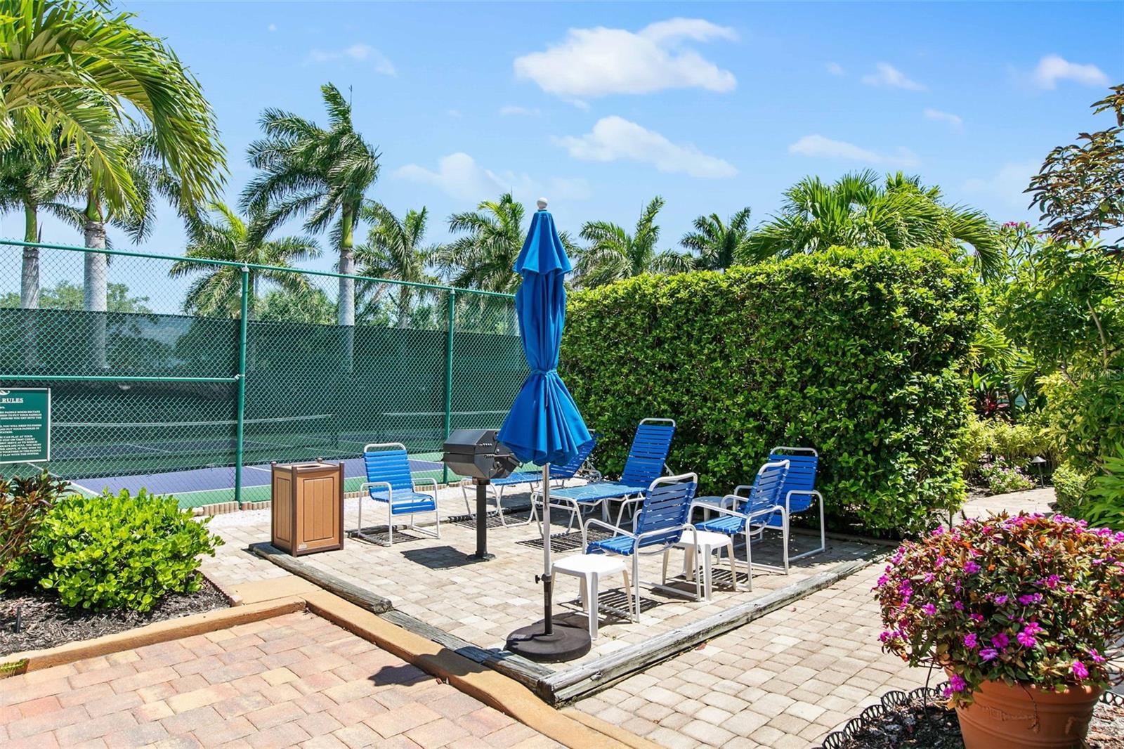 SARASOTA SURF & RACQUET - Residential