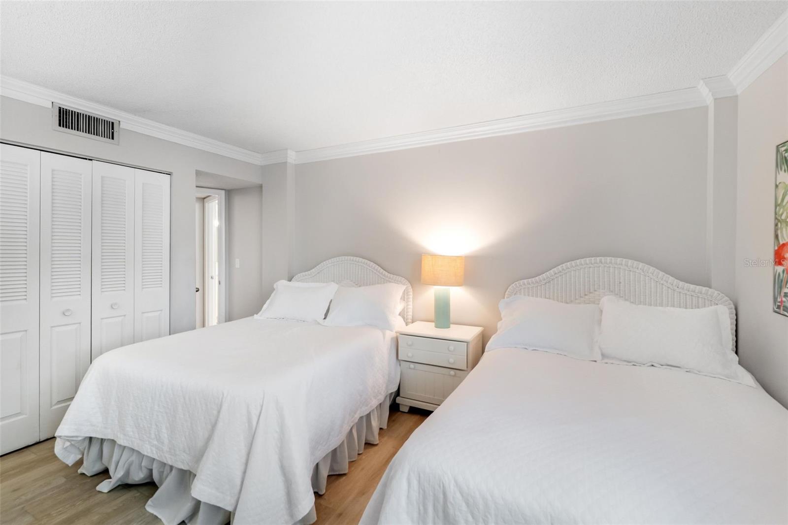 SARASOTA SURF & RACQUET - Residential