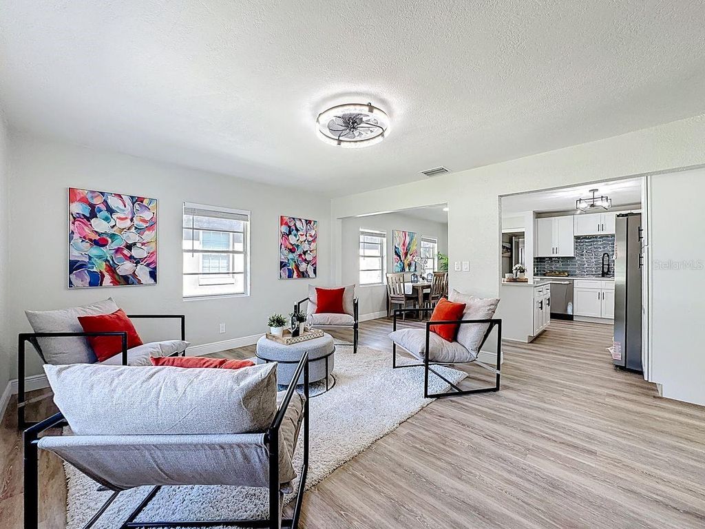 Photo of 3223 N Orange Ave, Orlando, FL 32803 (MLS # V4945313)