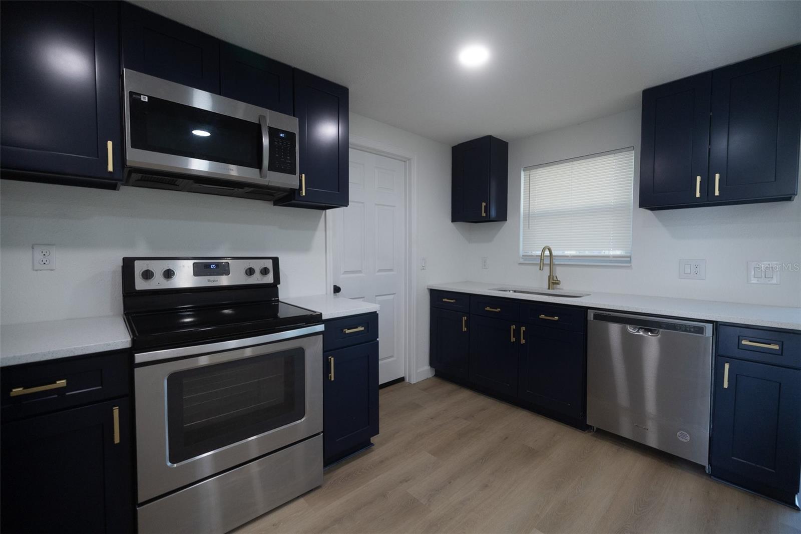 APOLLO BEACH UNIT ONE PT ONE - Residential
