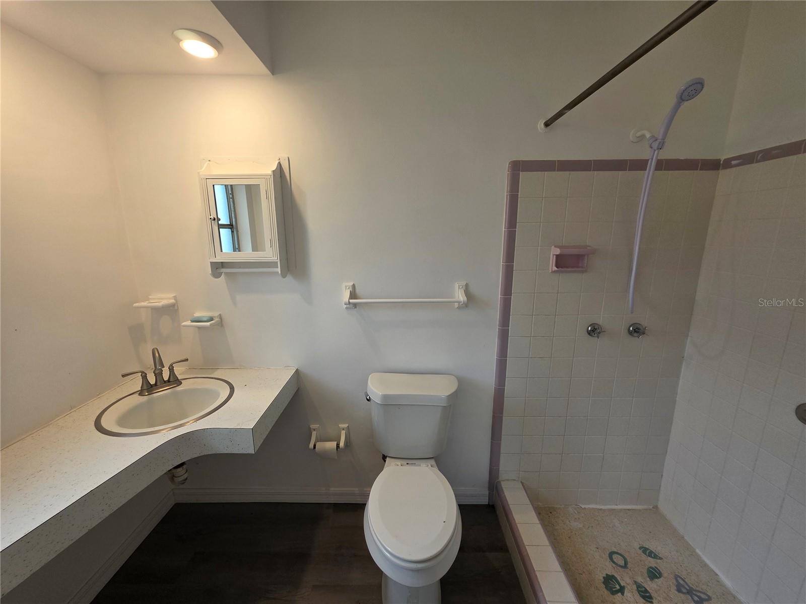 SOUTH GATE RIDGE 03 - Residential