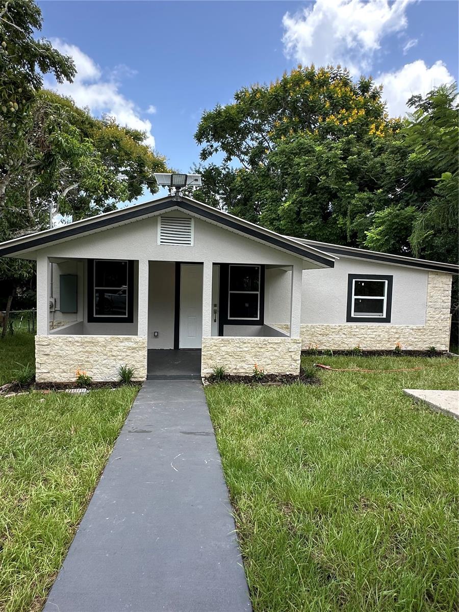 Fully Remodeled Home in Avon Park, FL – No HOA! Discover this beautifully renovate home located in the heart of Avon Park. This charming property features a brand-new metal roof, modern laminate flooring throughout, and a fully updated kitchen with sleek white cabinets. Fresh finishes and attention to detail make this home move-in ready. No HOA means more freedom and fewer restrictions!