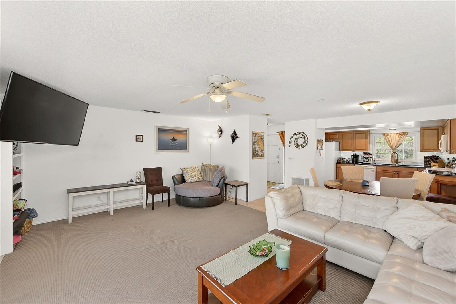 EAST BAY COUNTRY CLUB CONDO APTS - Residential