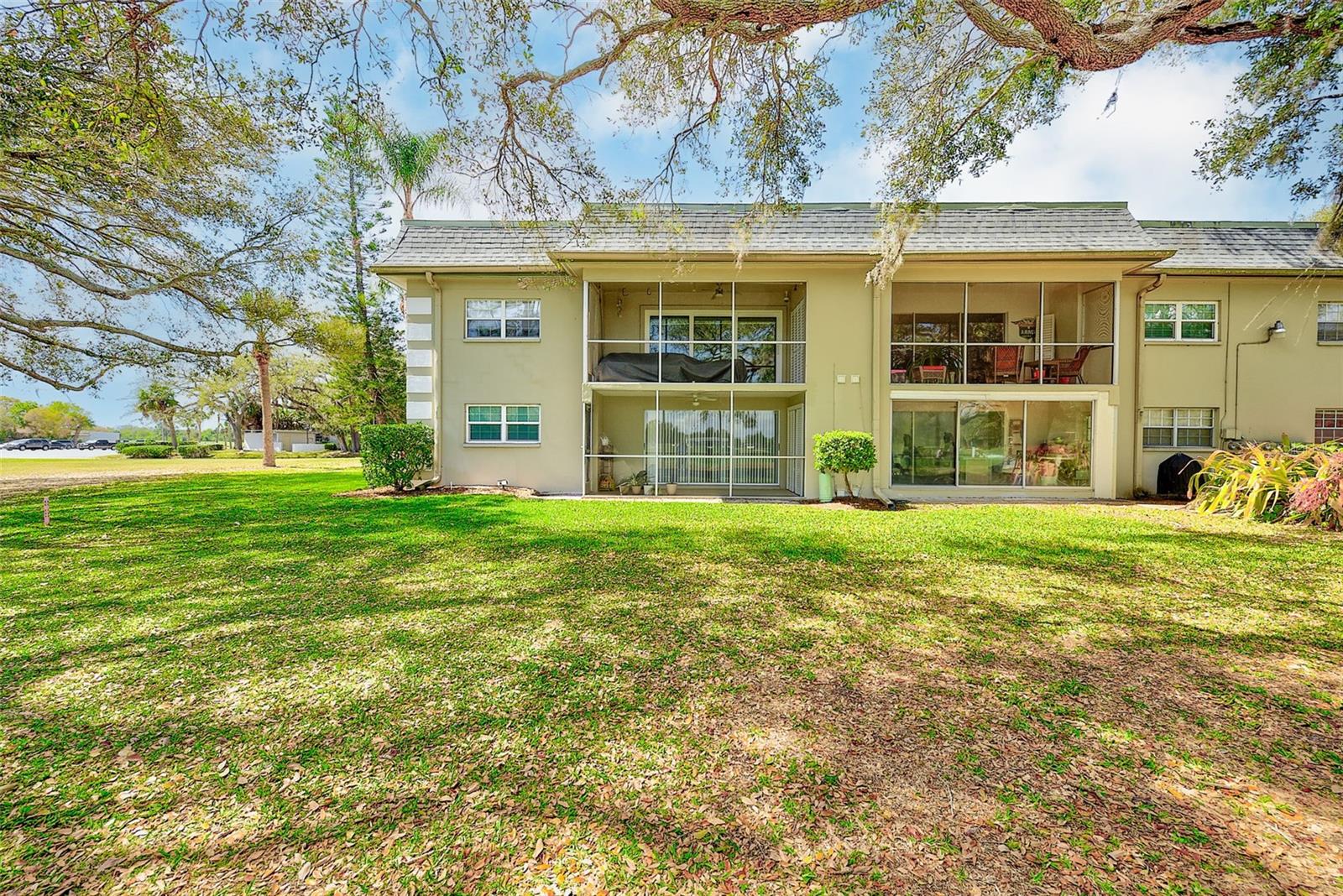 EAST BAY COUNTRY CLUB CONDO APTS - Residential