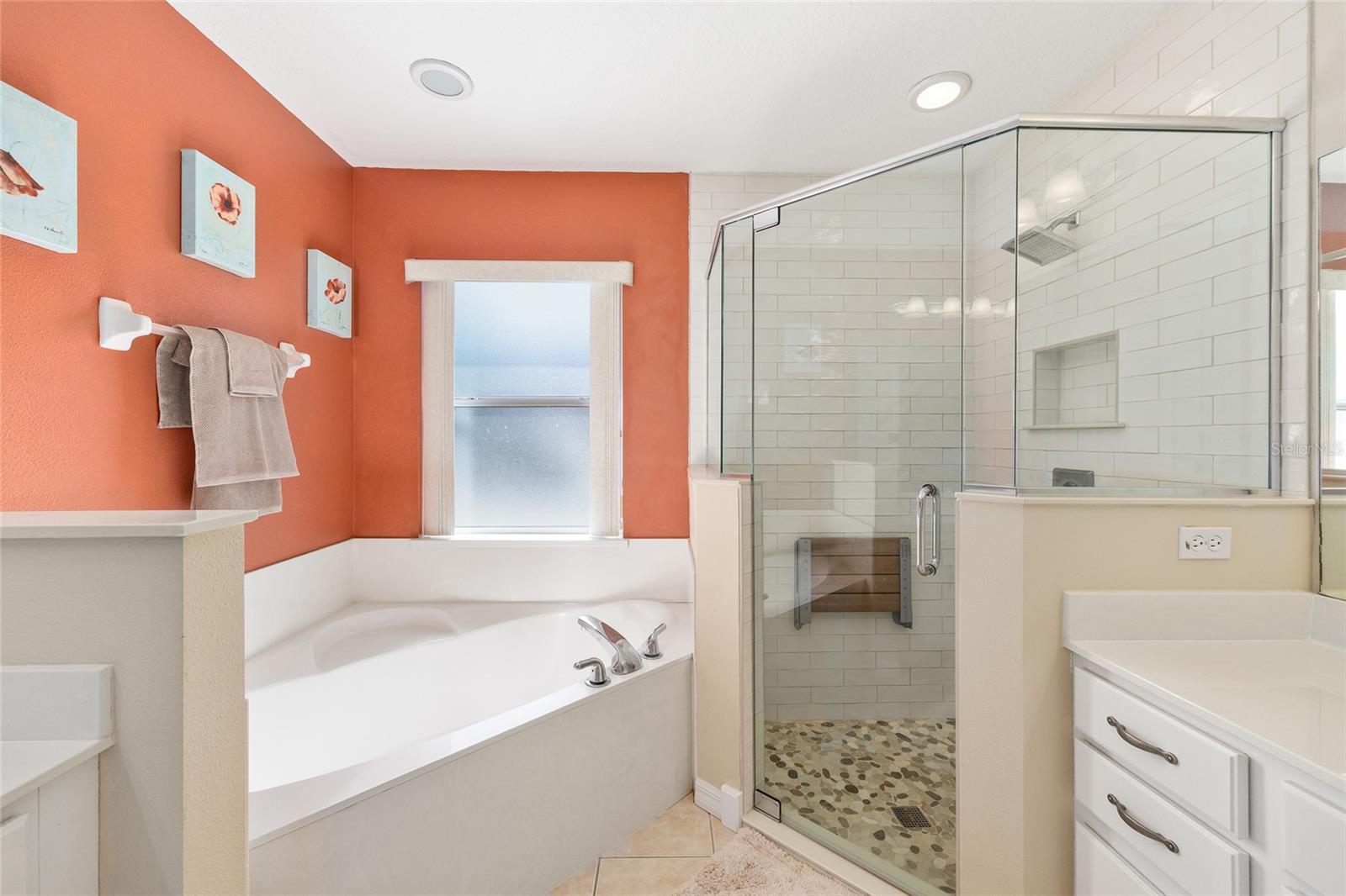 EVERGREEN ESTATE - Residential