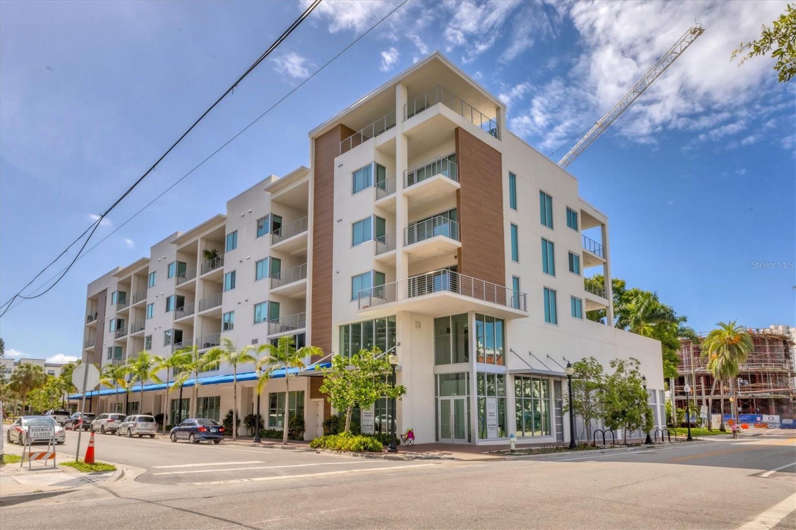 ANNUAL UNFURNISHED CONDO AVAILABLE AT 332 COCOANUT IN THE "RED HOT" ROSEMARY DISTRICT. This open concept, luxury condo includes 1 bedroom, 1 bath, plus a DEN and features 10' ceilings, stainless steel appliances, convection oven, quartz countertops and great natural light from the large windows. Amenities include covered assigned parking, a rooftop pool with outdoor shower and open terrace with grill and lounge area. This excellent location in the Rosemary District is close to shopping, dining, entertainment, beaches, Whole Foods, the weekly Farmers Market, and more!