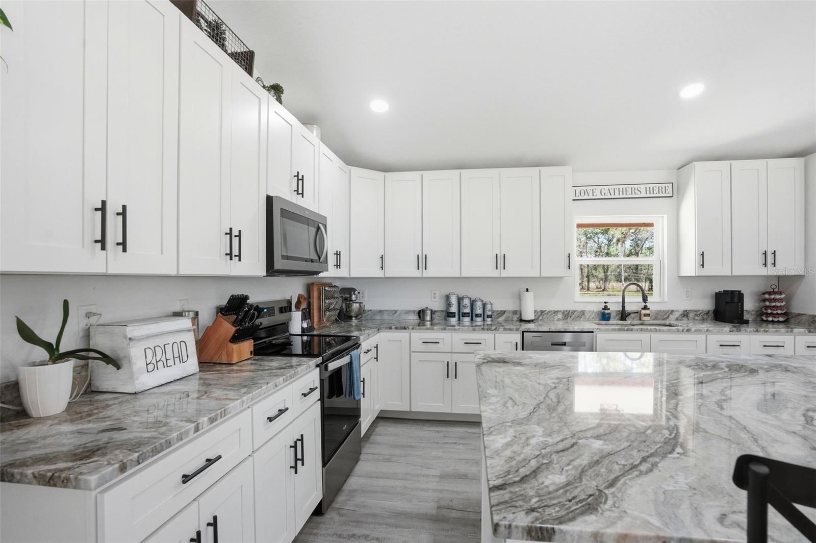 HOMOSASSA GARDENS - Residential