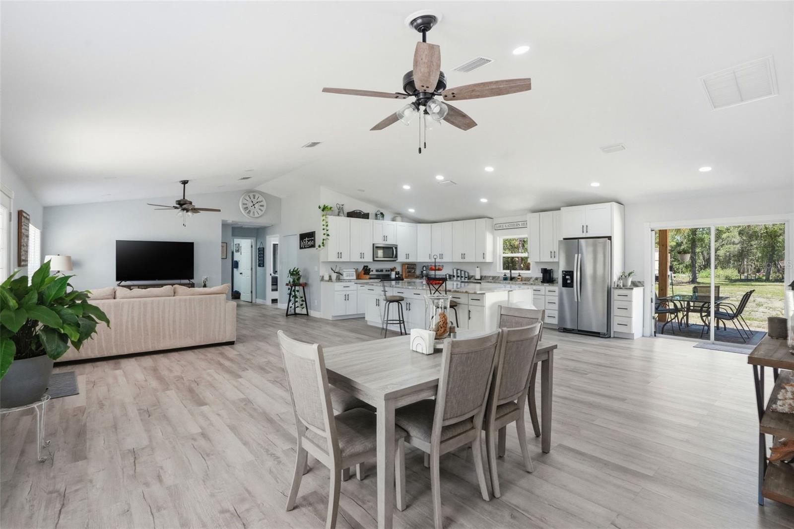 HOMOSASSA GARDENS - Residential