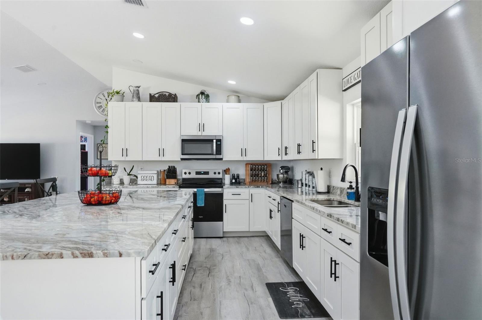 HOMOSASSA GARDENS - Residential