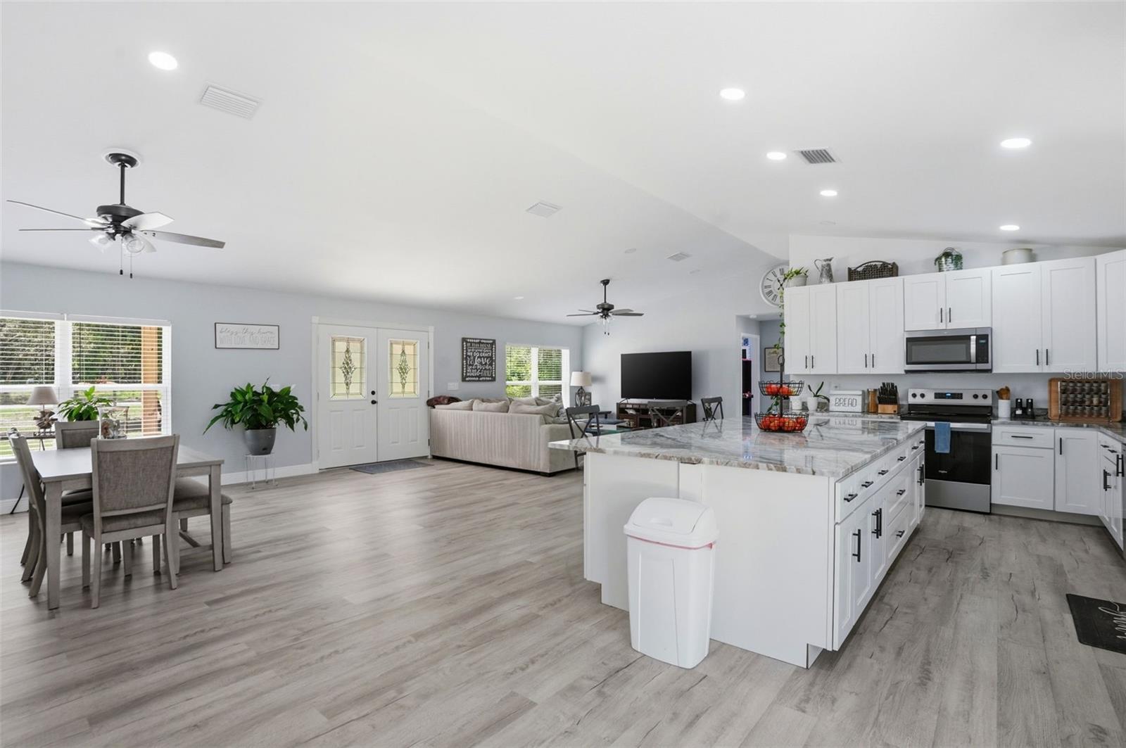 HOMOSASSA GARDENS - Residential