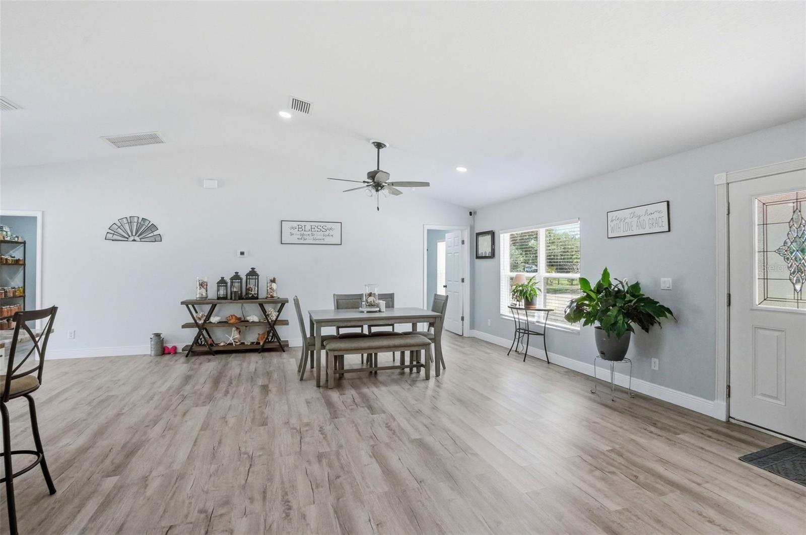 HOMOSASSA GARDENS - Residential