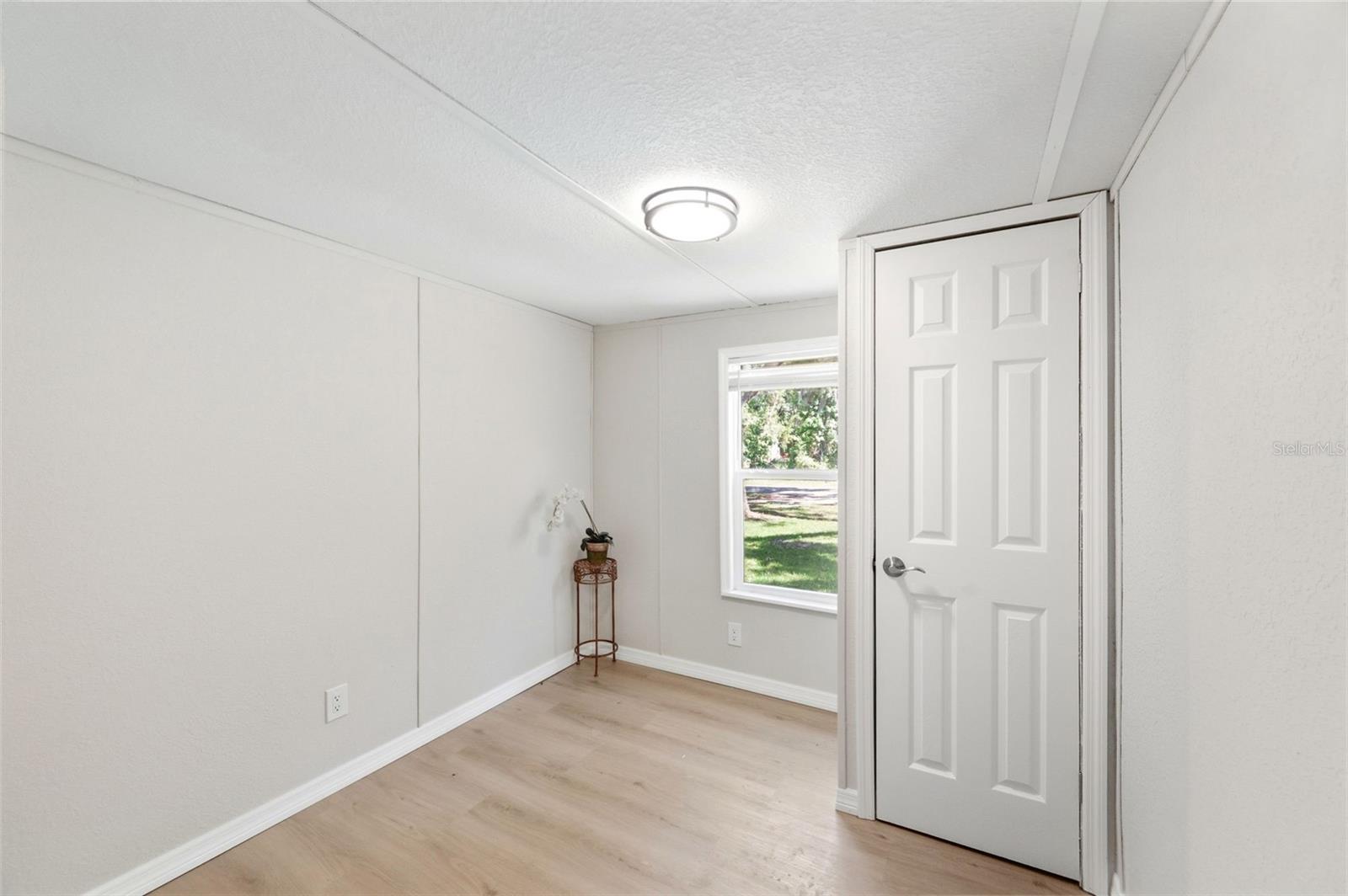 MOON LAKE ESTATES - Residential