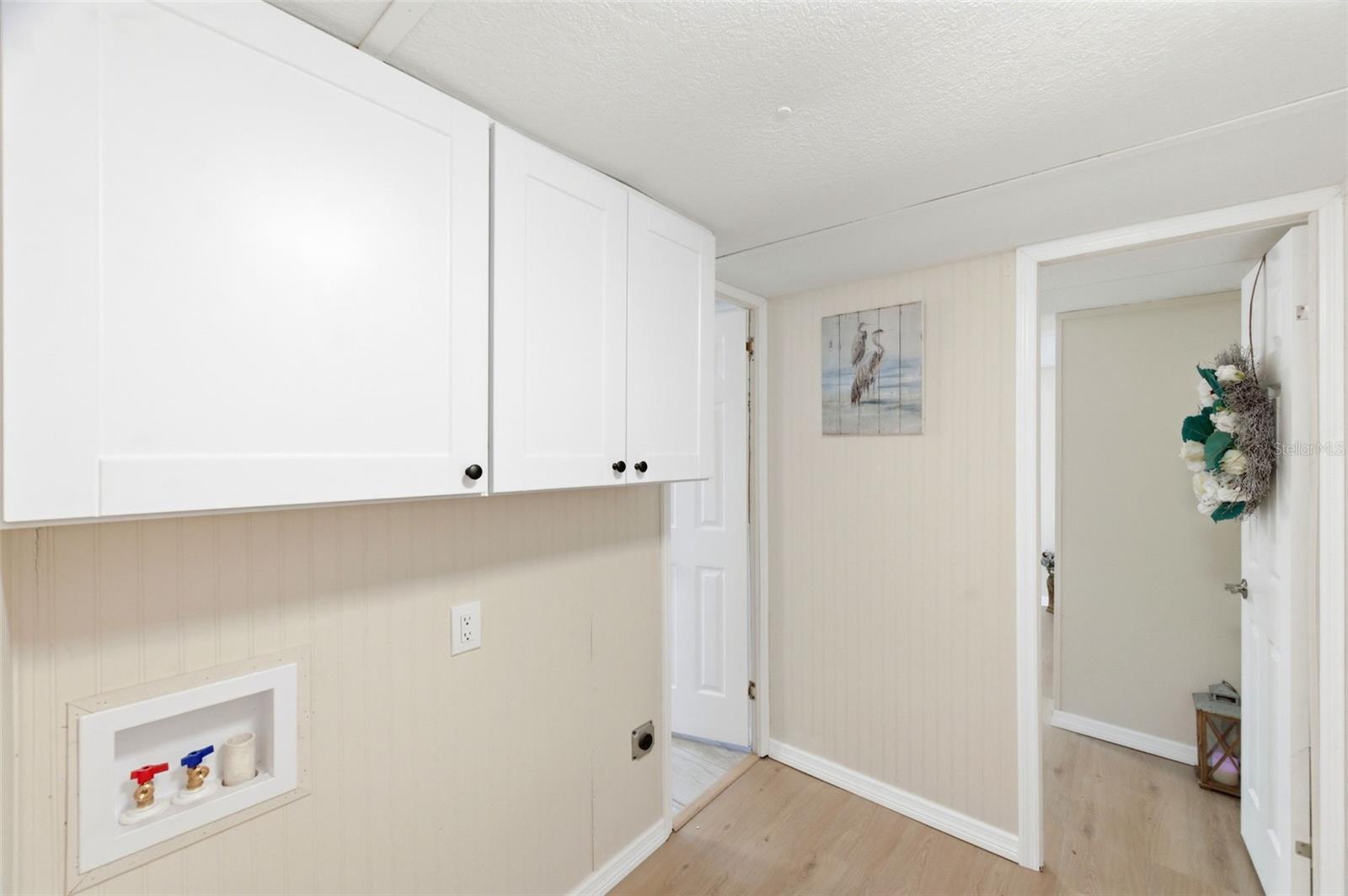 MOON LAKE ESTATES - Residential