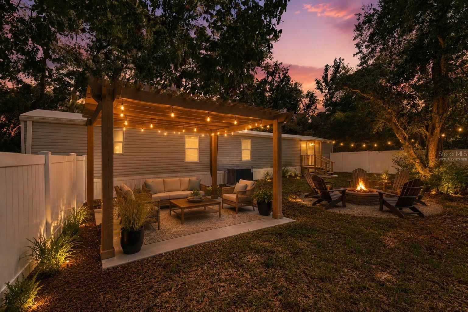 MOON LAKE ESTATES - Residential