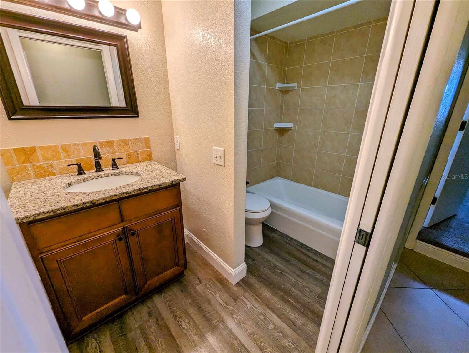 FLA HIGHLANDS CO SUB - Residential Lease