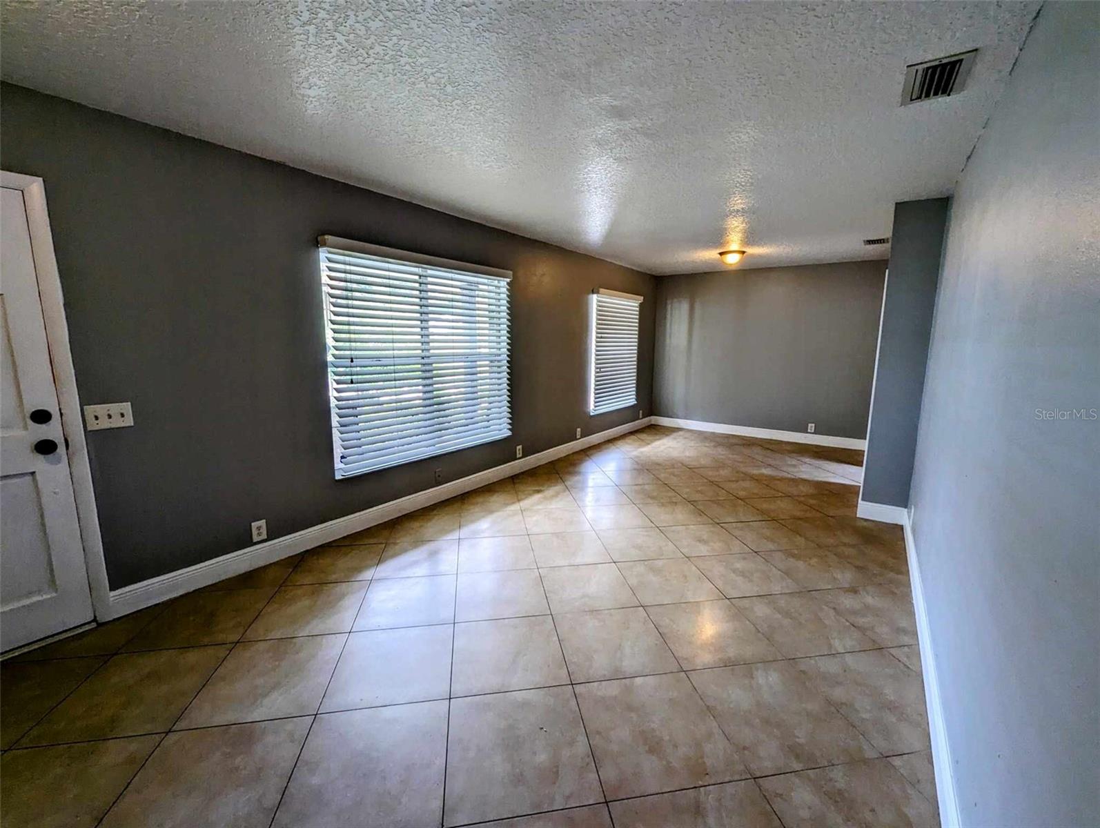 FLA HIGHLANDS CO SUB - Residential Lease