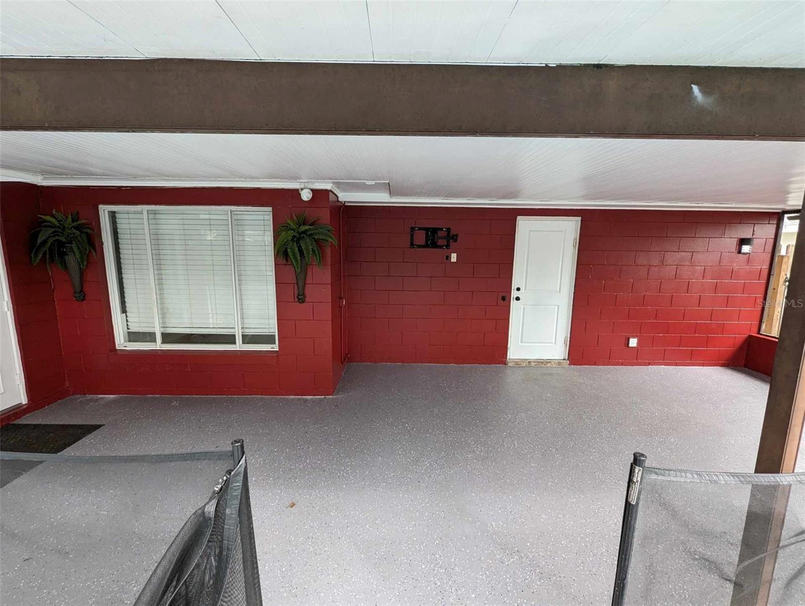 FLA HIGHLANDS CO SUB - Residential Lease