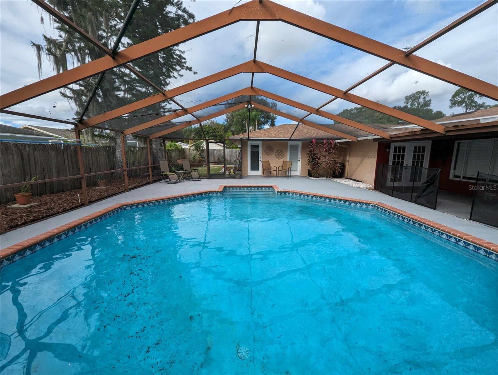 FLA HIGHLANDS CO SUB - Residential Lease