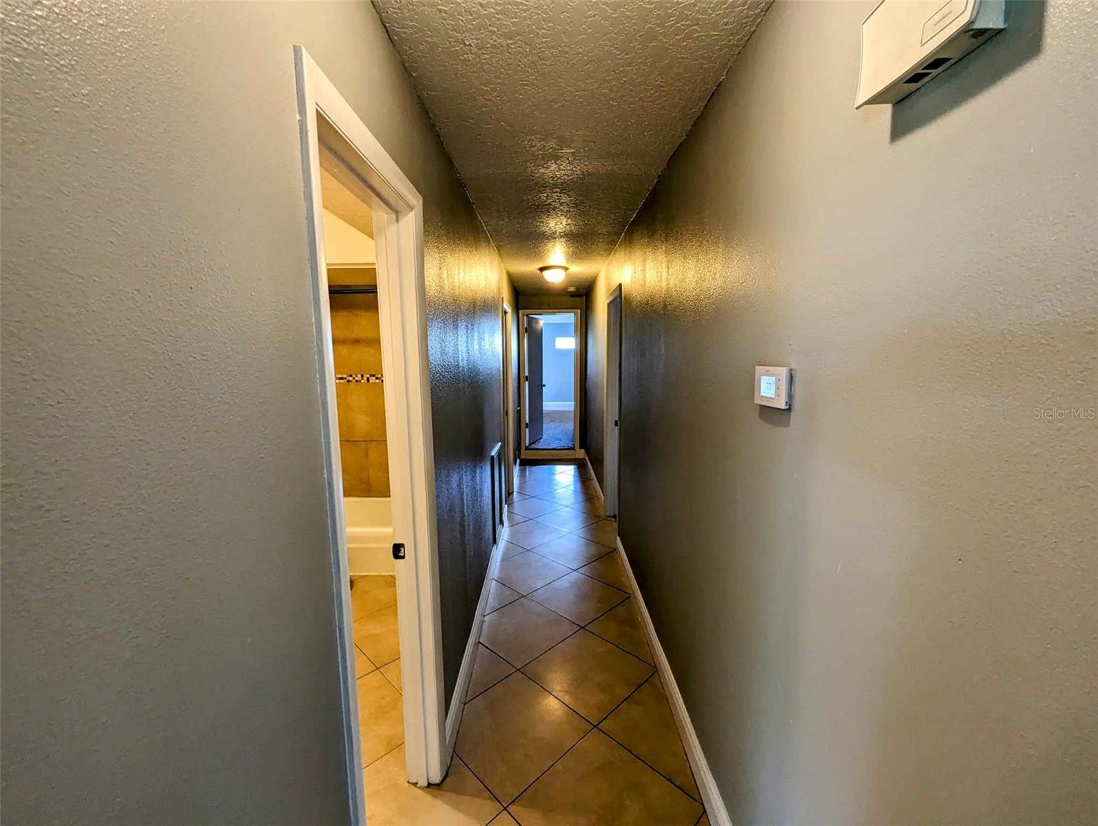 FLA HIGHLANDS CO SUB - Residential Lease