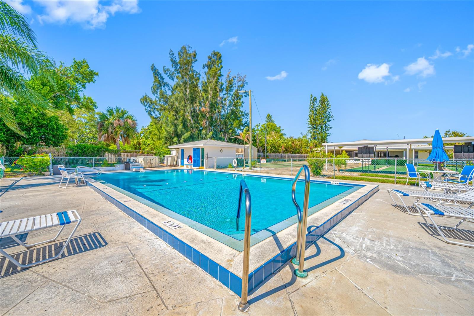 SEMINOLE HILL VILLAS - Residential