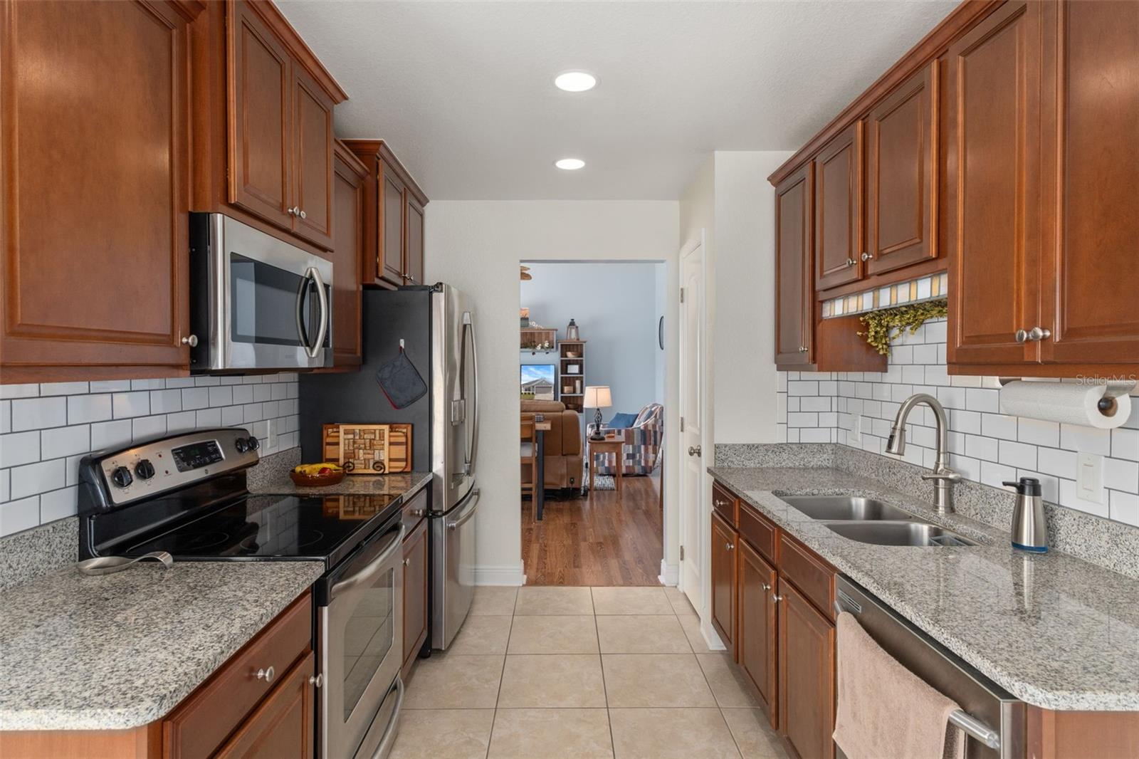 SHERMAN HILLS SEC 2 - Residential