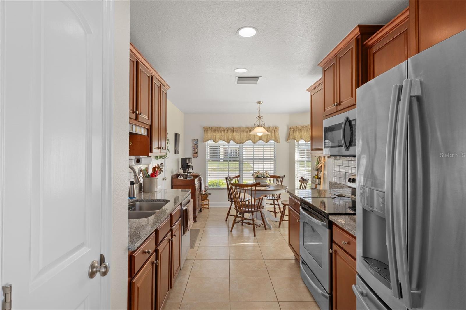 SHERMAN HILLS SEC 2 - Residential