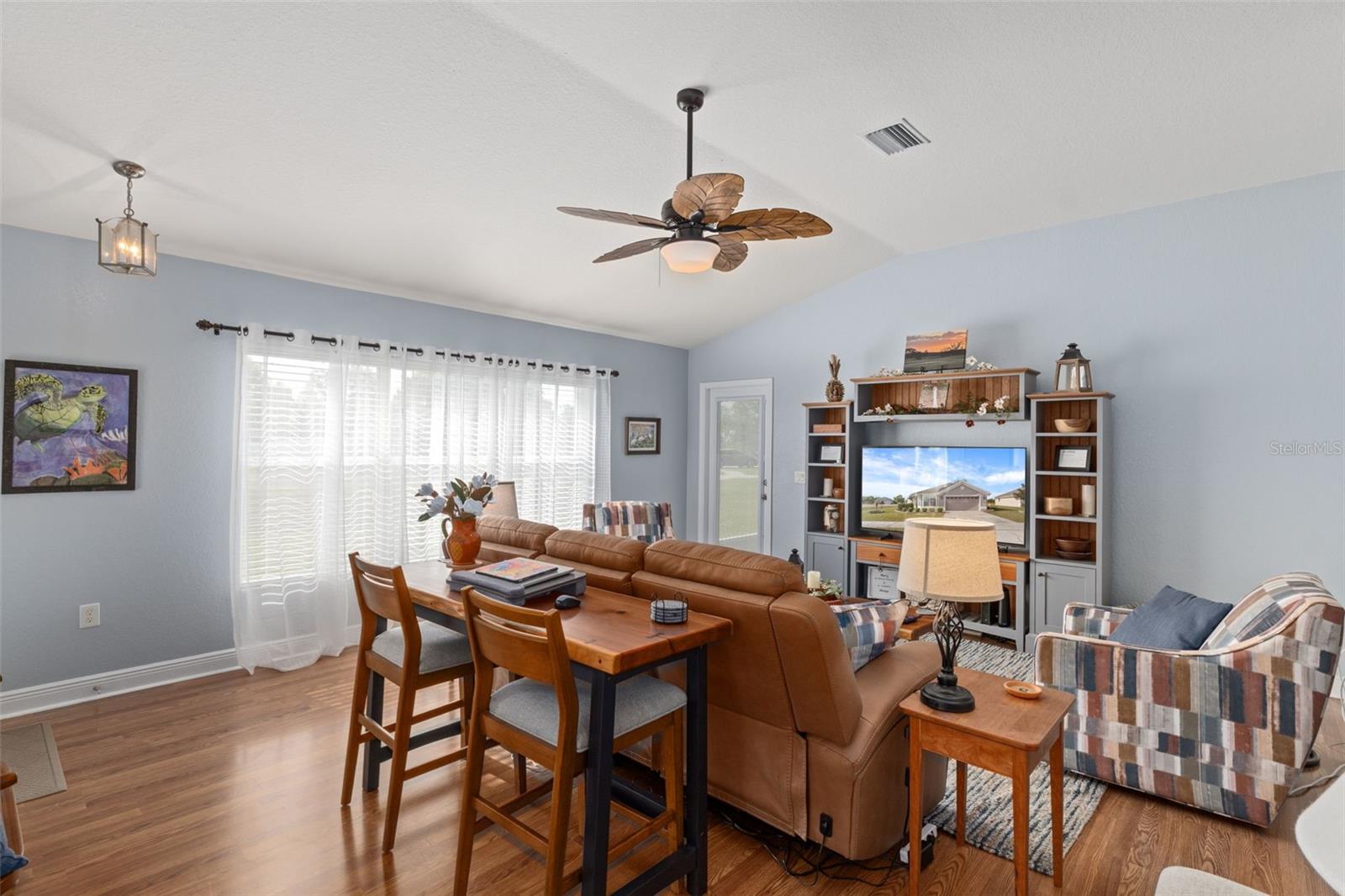 SHERMAN HILLS SEC 2 - Residential