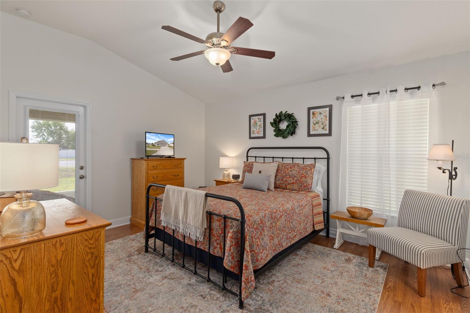 SHERMAN HILLS SEC 2 - Residential