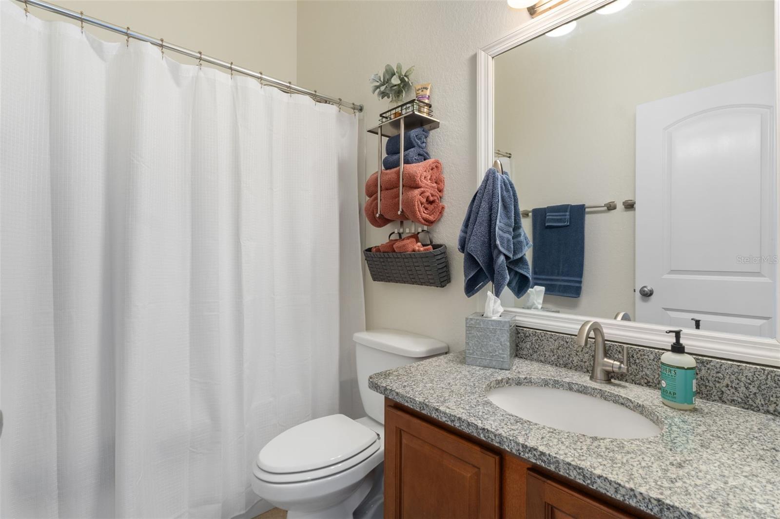 SHERMAN HILLS SEC 2 - Residential