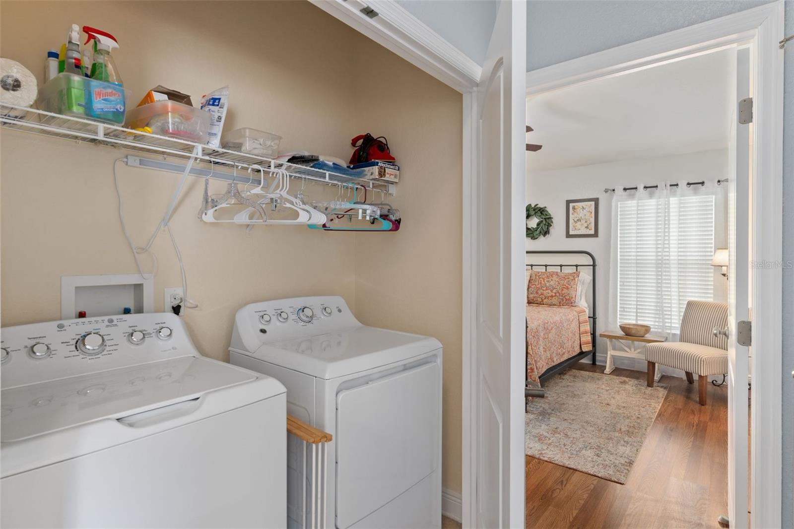 SHERMAN HILLS SEC 2 - Residential