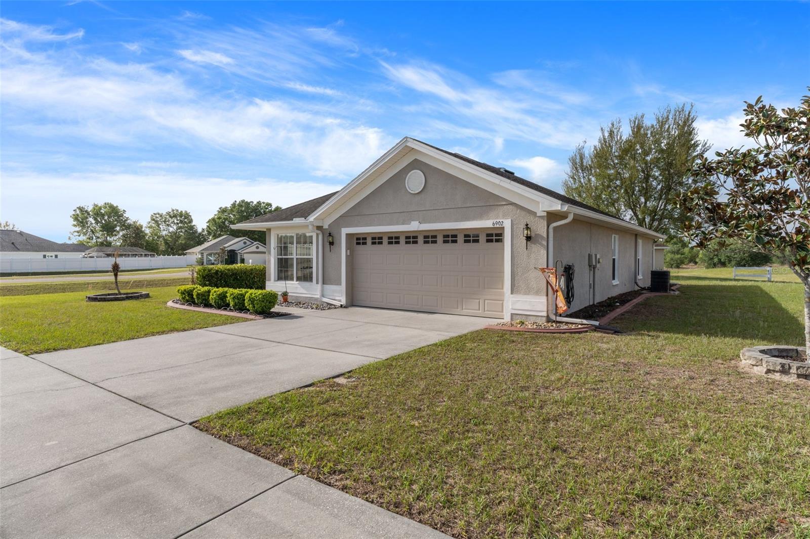 SHERMAN HILLS SEC 2 - Residential