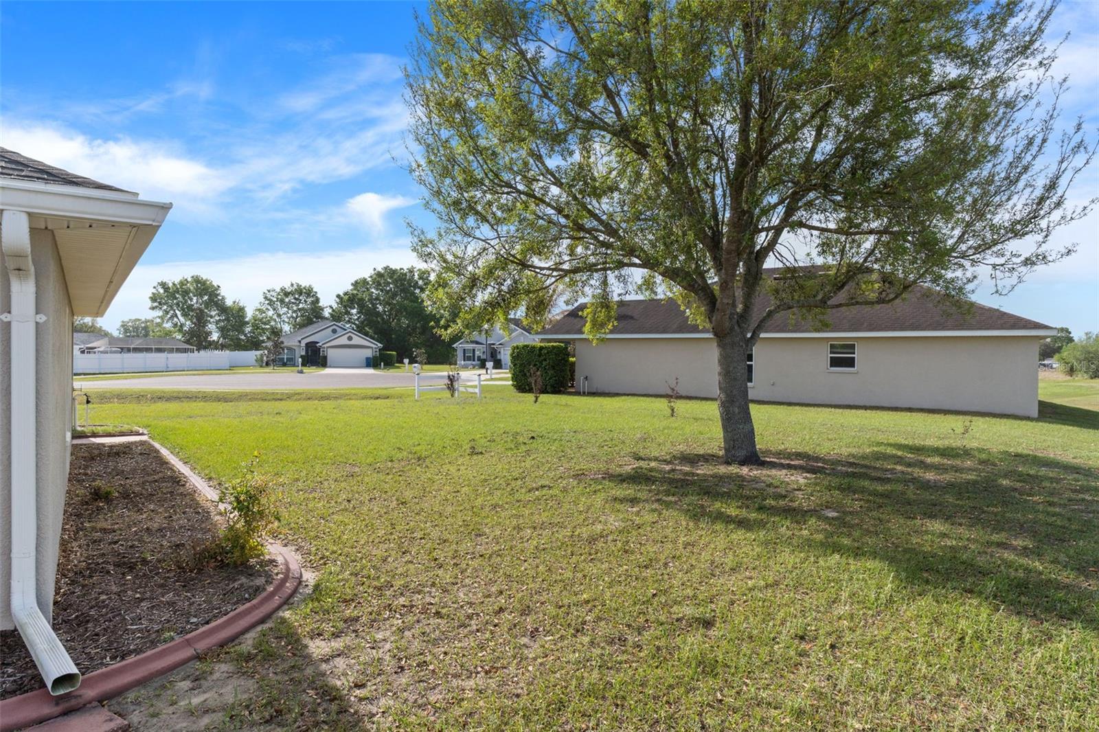 SHERMAN HILLS SEC 2 - Residential