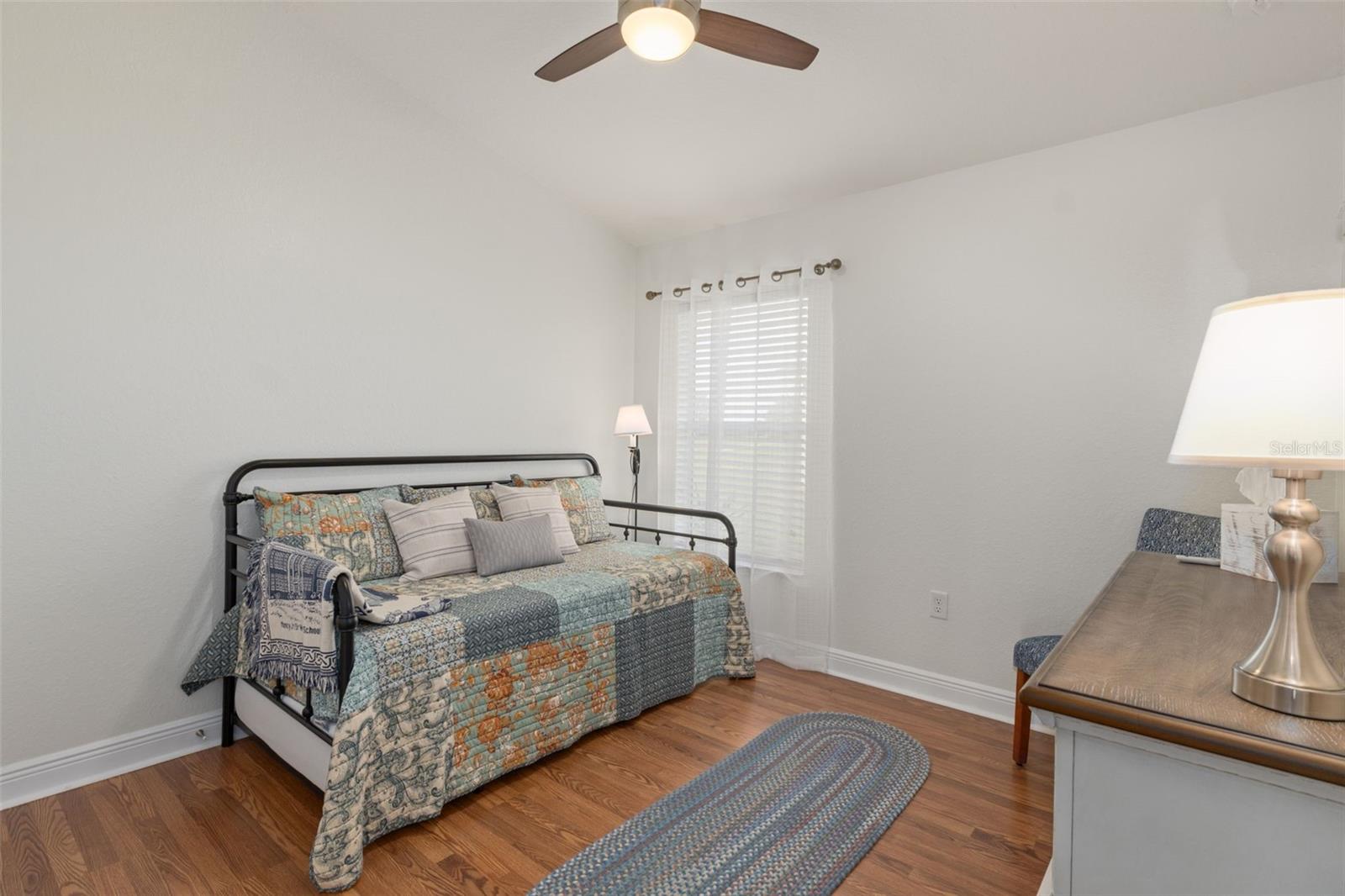 SHERMAN HILLS SEC 2 - Residential