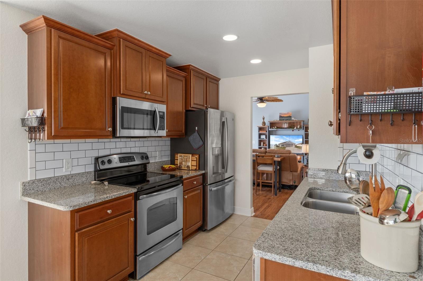 SHERMAN HILLS SEC 2 - Residential