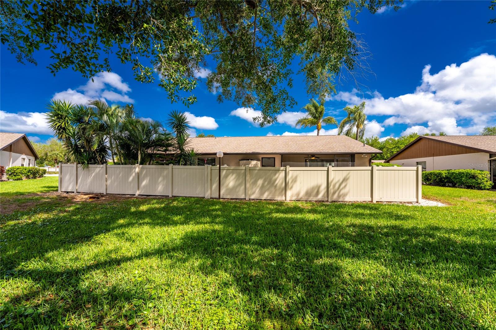 CURRY COVE - Residential