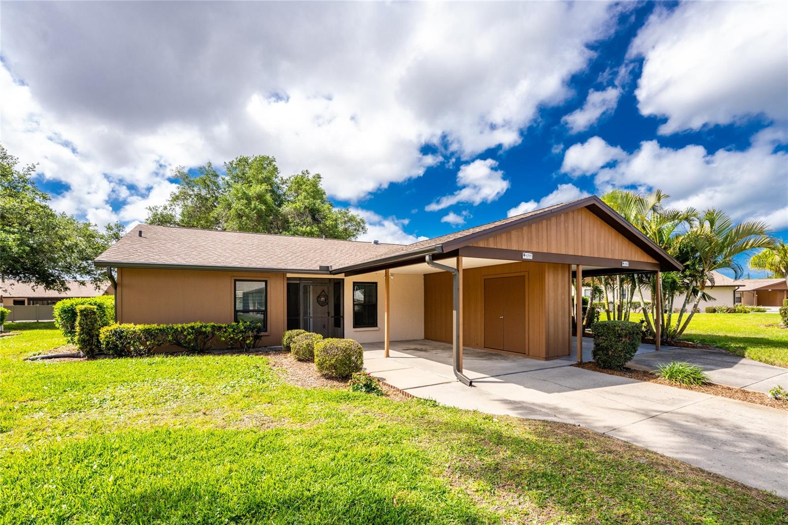 CURRY COVE - Residential