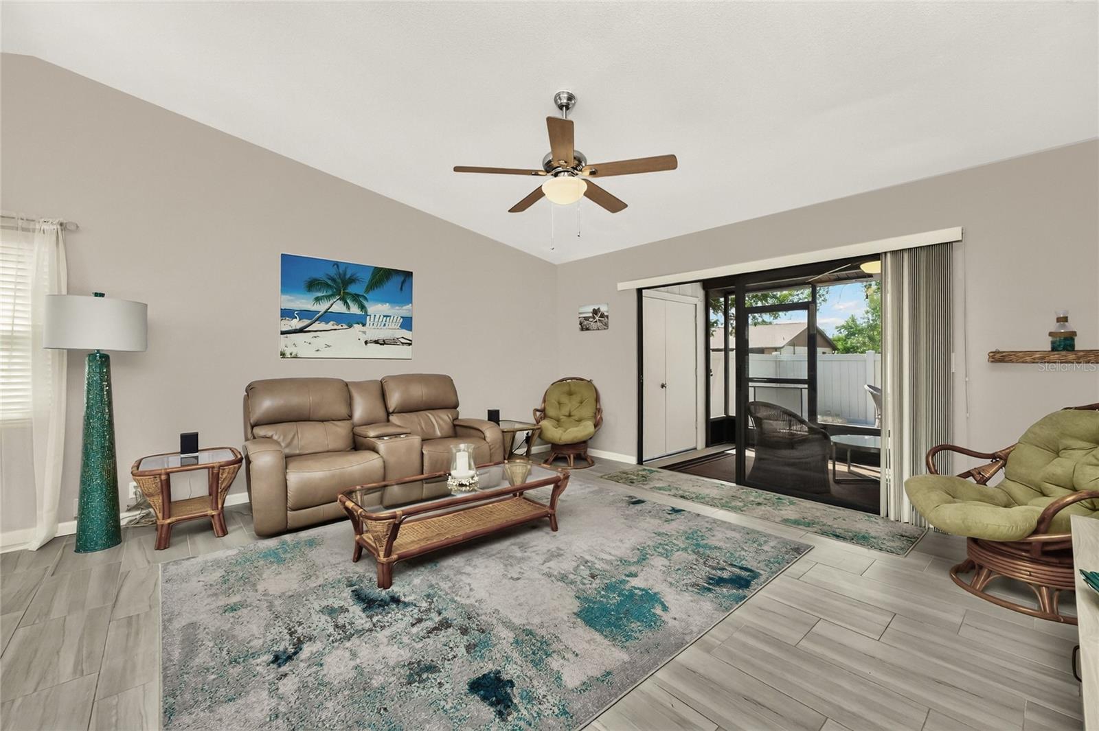 CURRY COVE - Residential